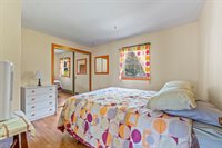 37 Spar Cove Road, Phippsburg, ME 04562