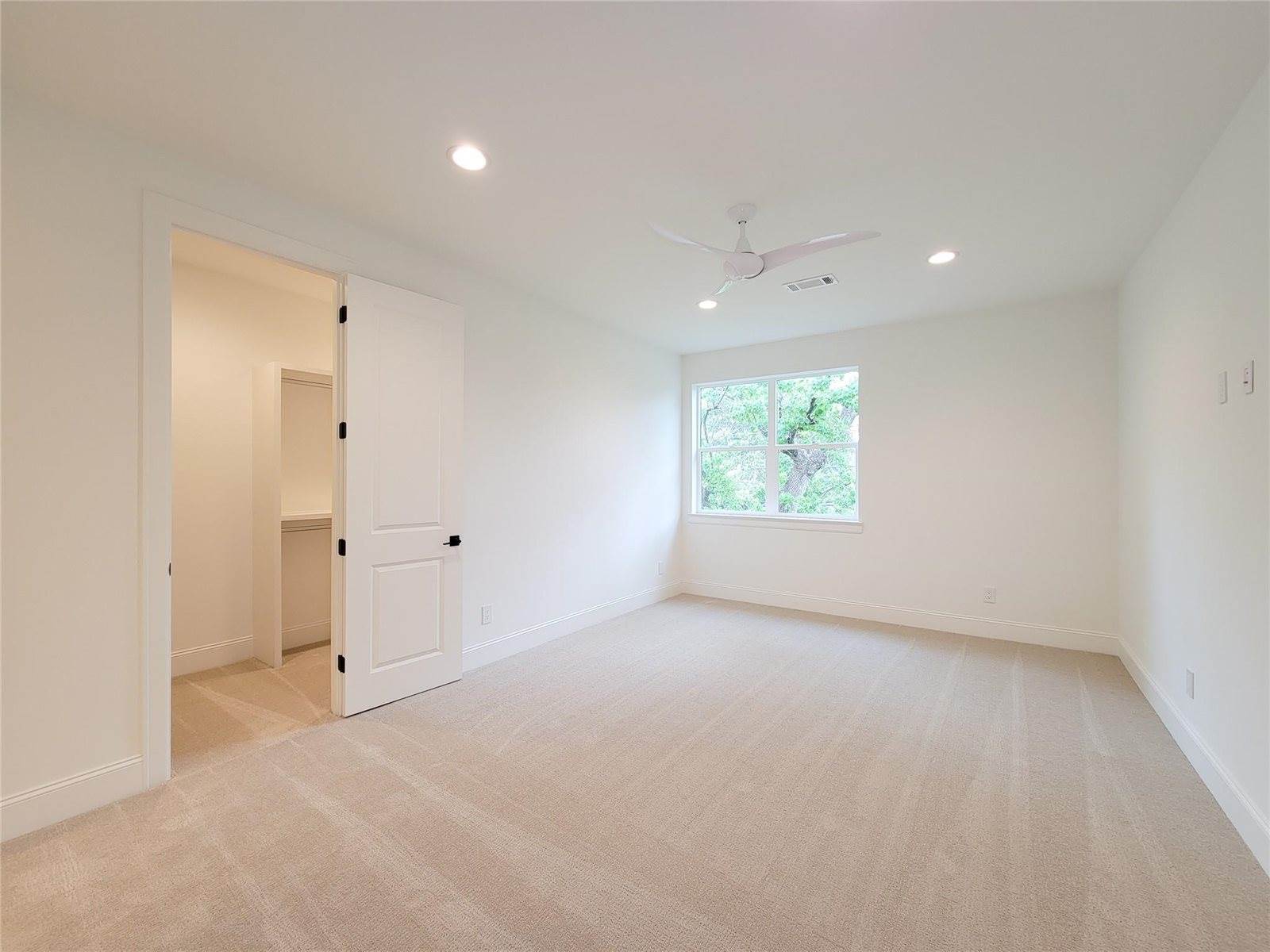 1922 Norcrest Dr Drive, Houston, TX 77055