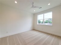 1922 Norcrest Dr Drive, Houston, TX 77055