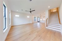 5709 Gano Street, Houston, TX 77009