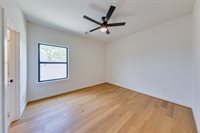 5709 Gano Street, Houston, TX 77009