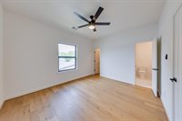 5709 Gano Street, Houston, TX 77009