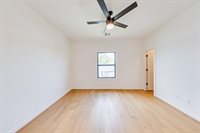 5709 Gano Street, Houston, TX 77009