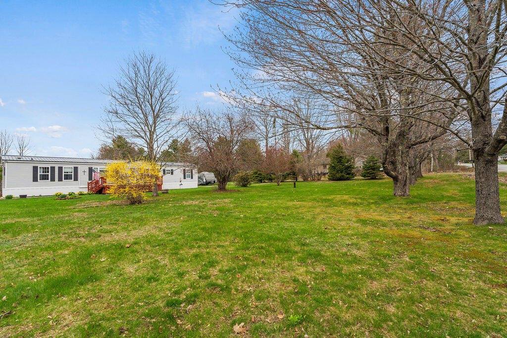12 Merryman Road, Glenburn, ME 04401