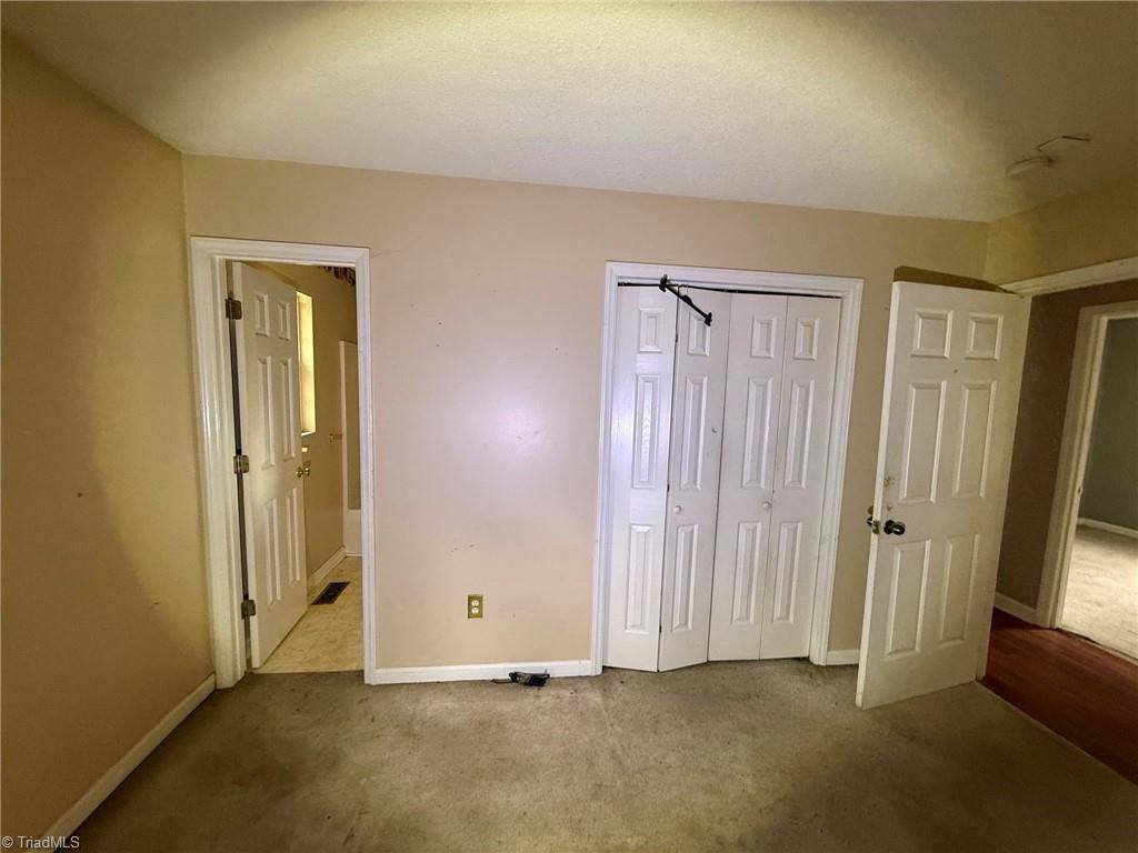 2201 23rd Street, Winston-Salem, NC 27105
