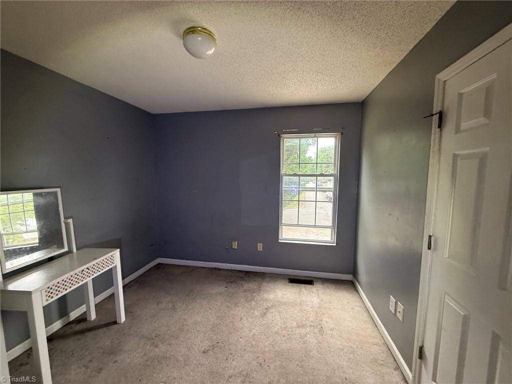 2201 23rd Street, Winston-Salem, NC 27105