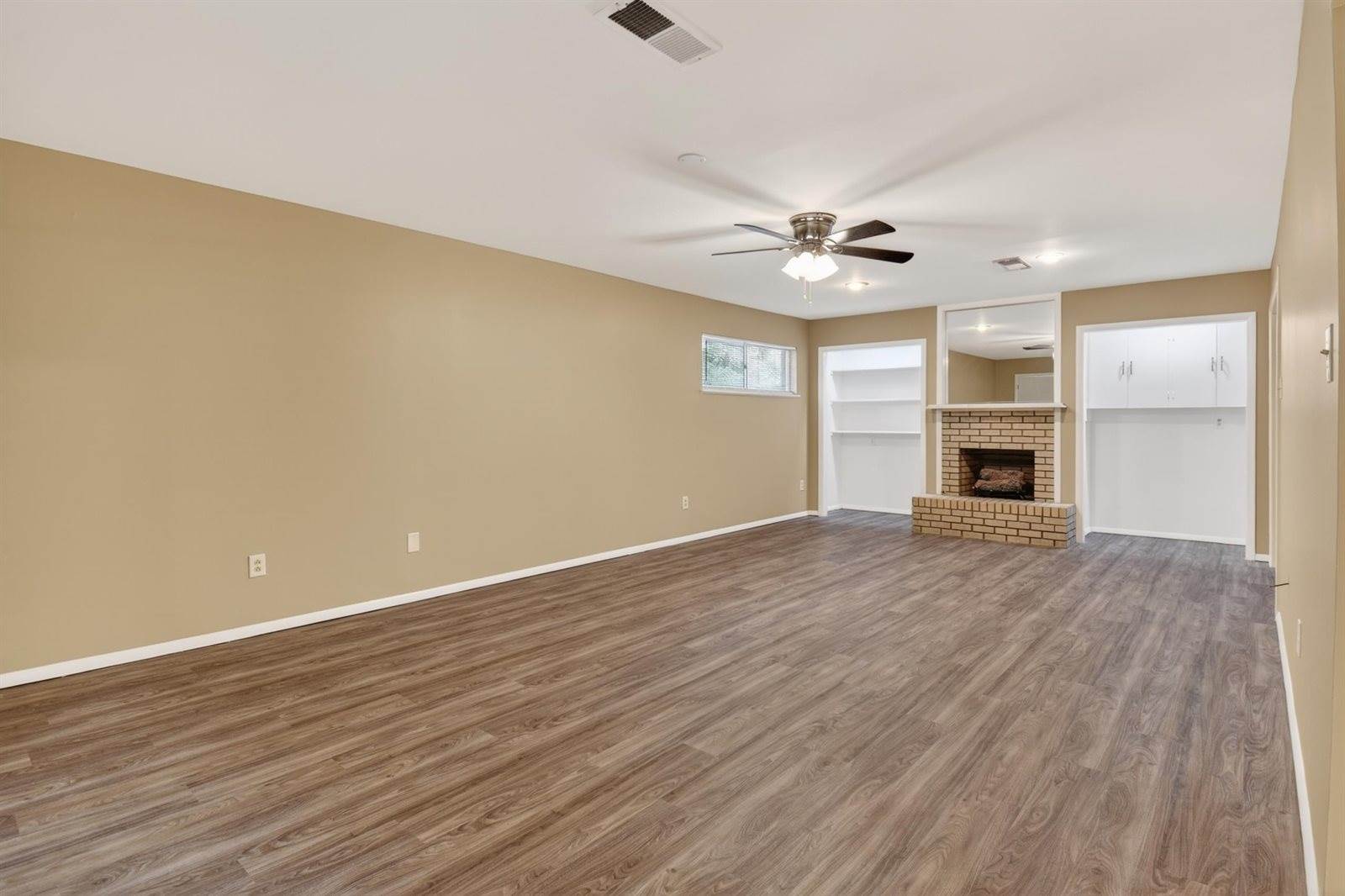 1 Tanglewood Court, Longview, TX 75604