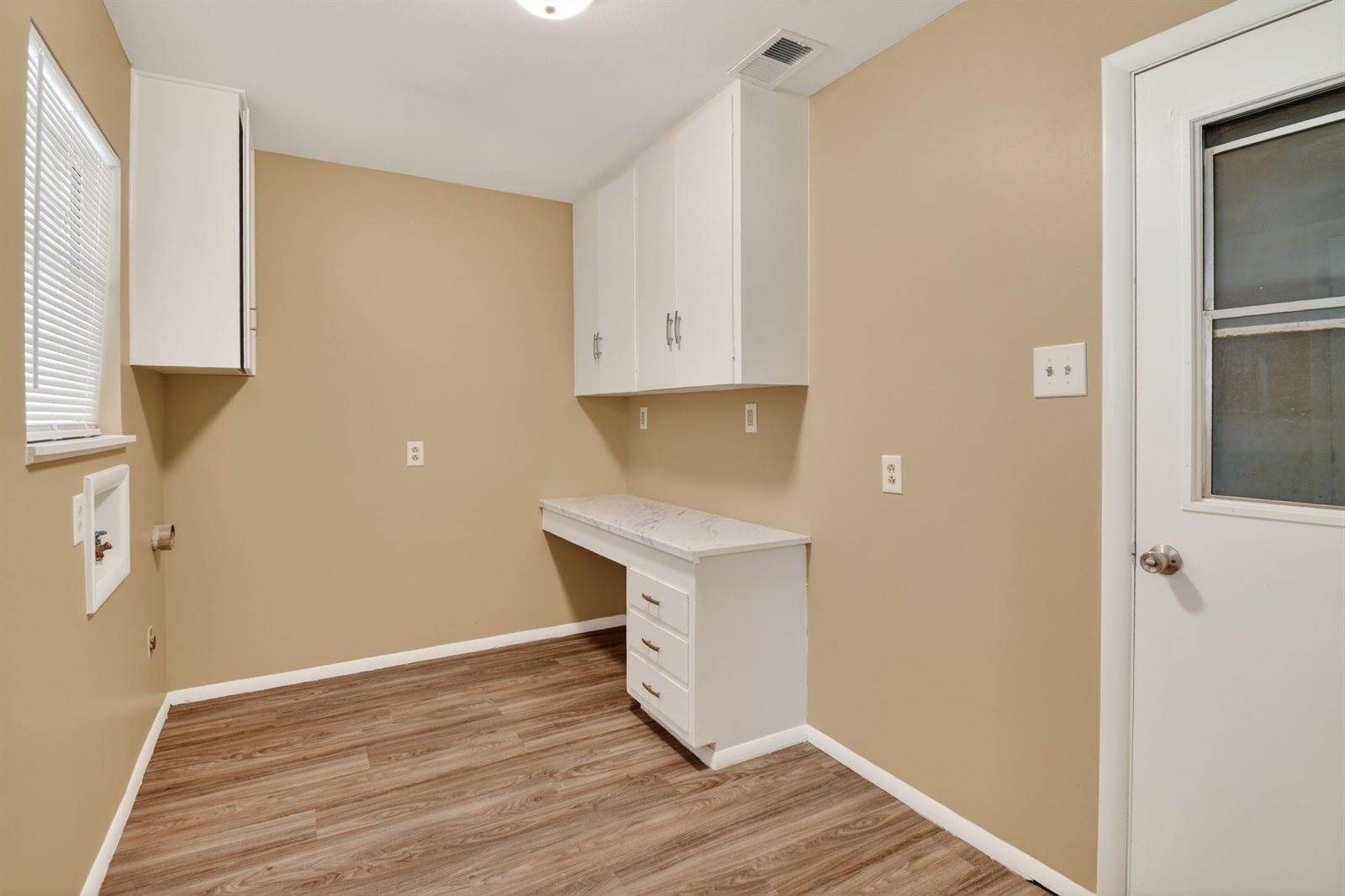 1 Tanglewood Court, Longview, TX 75604