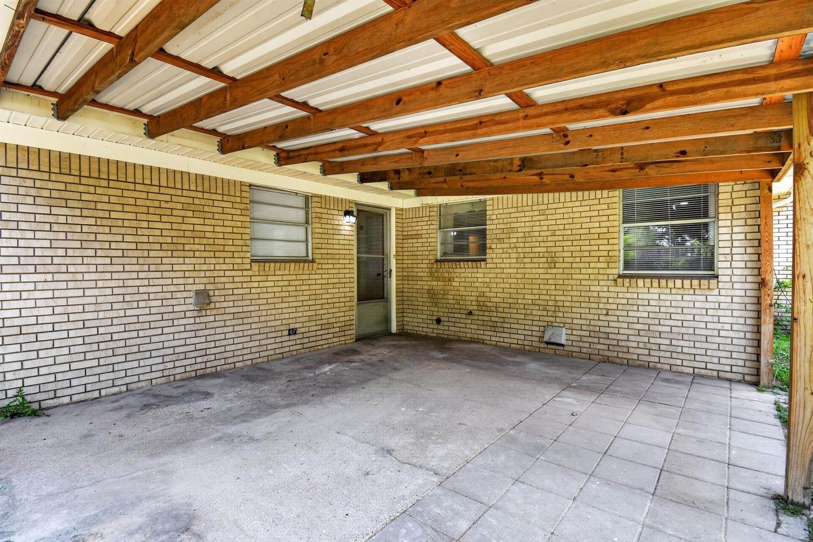 1 Tanglewood Court, Longview, TX 75604