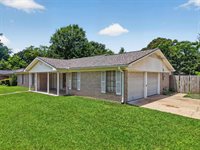 1 Tanglewood Court, Longview, TX 75604