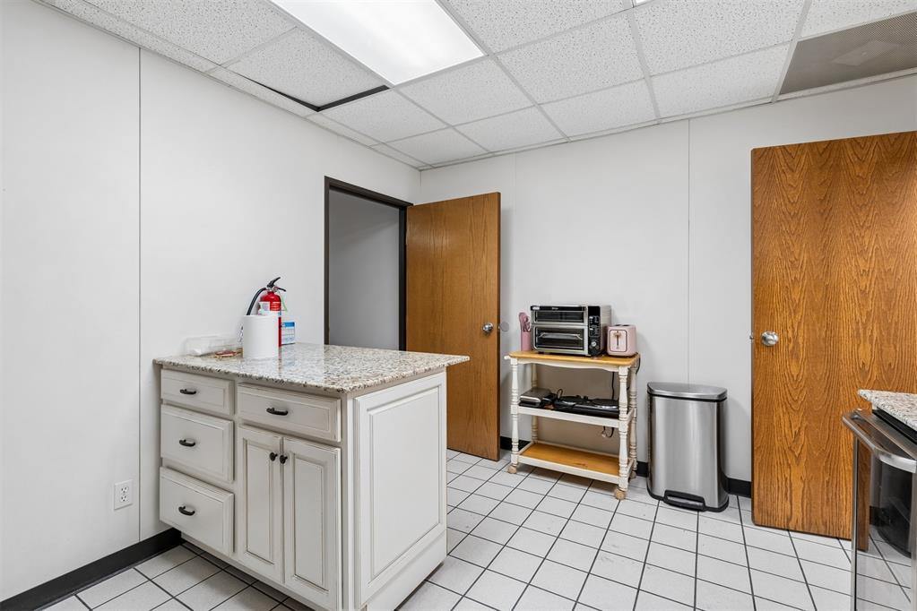 908 East 35th Street, Shawnee, OK 74804
