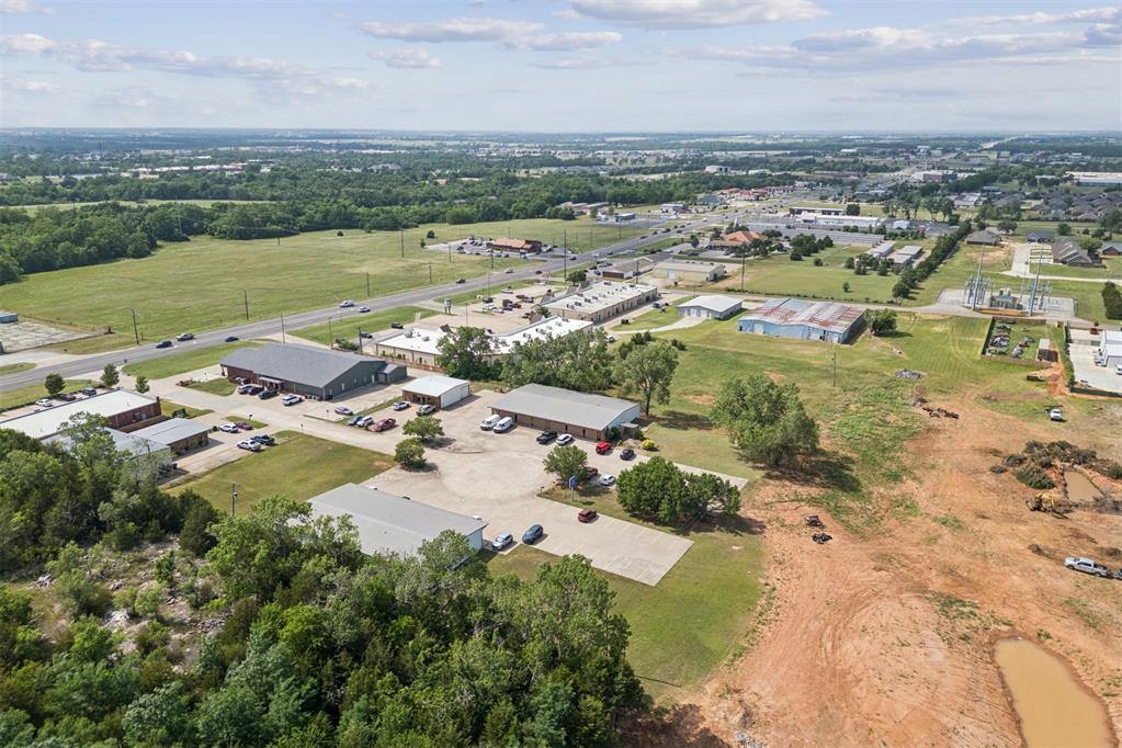 908 East 35th Street, Shawnee, OK 74804