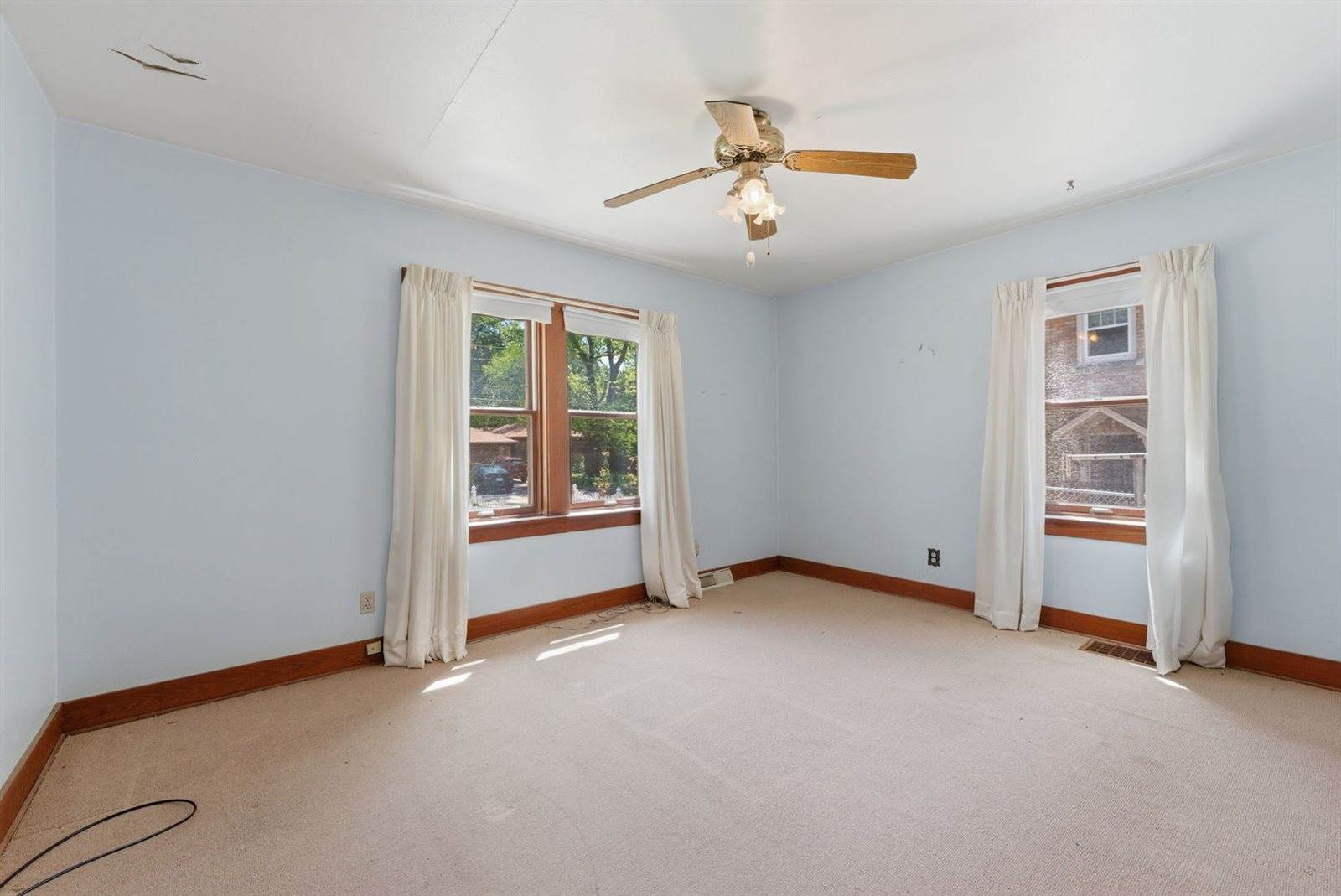 2031 12th Street, East Moline, IL 61244