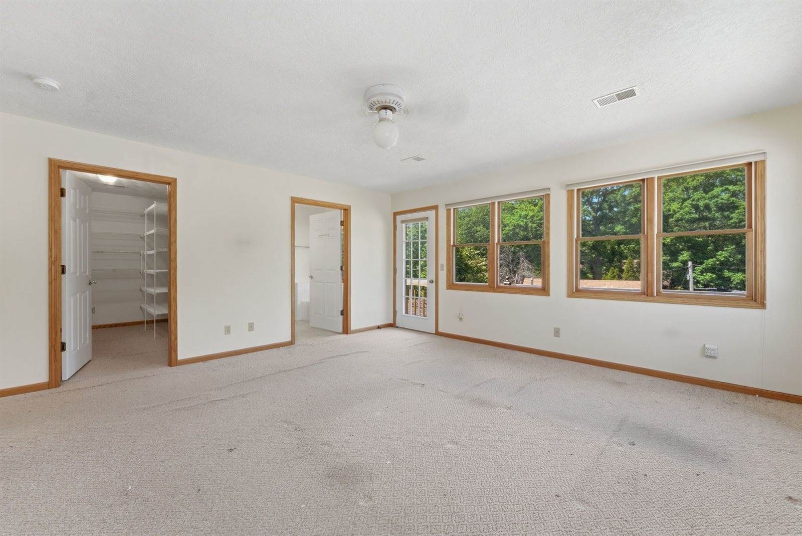 2031 12th Street, East Moline, IL 61244