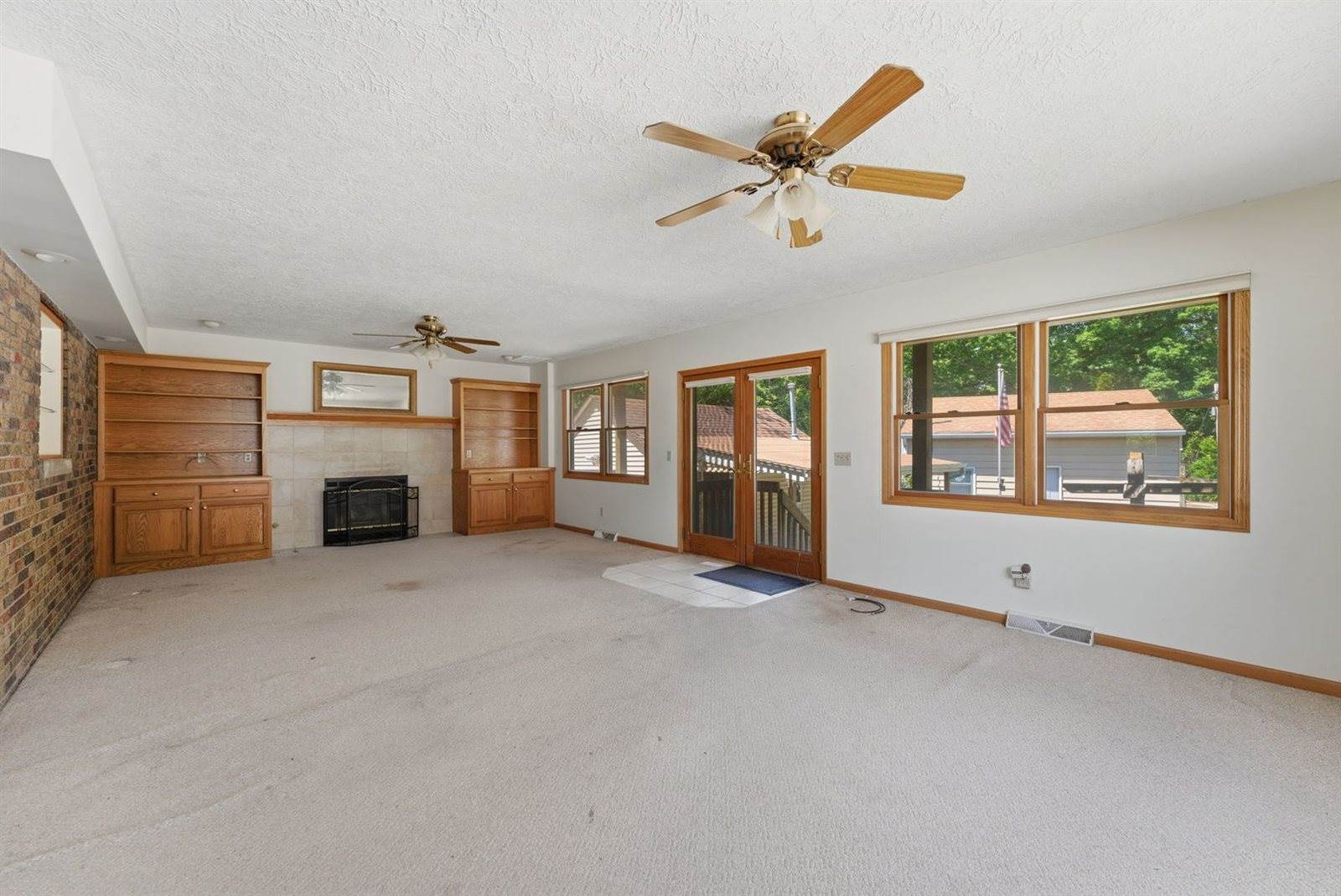 2031 12th Street, East Moline, IL 61244