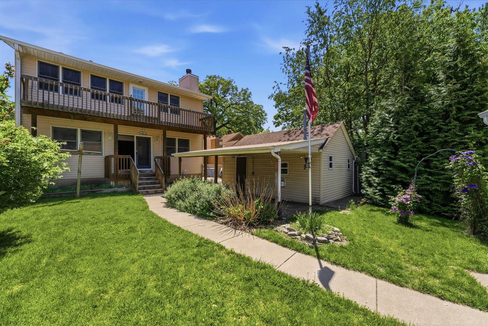 2031 12th Street, East Moline, IL 61244