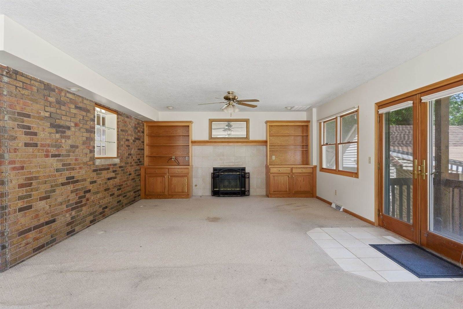 2031 12th Street, East Moline, IL 61244