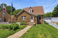 2031 12th Street, East Moline, IL 61244
