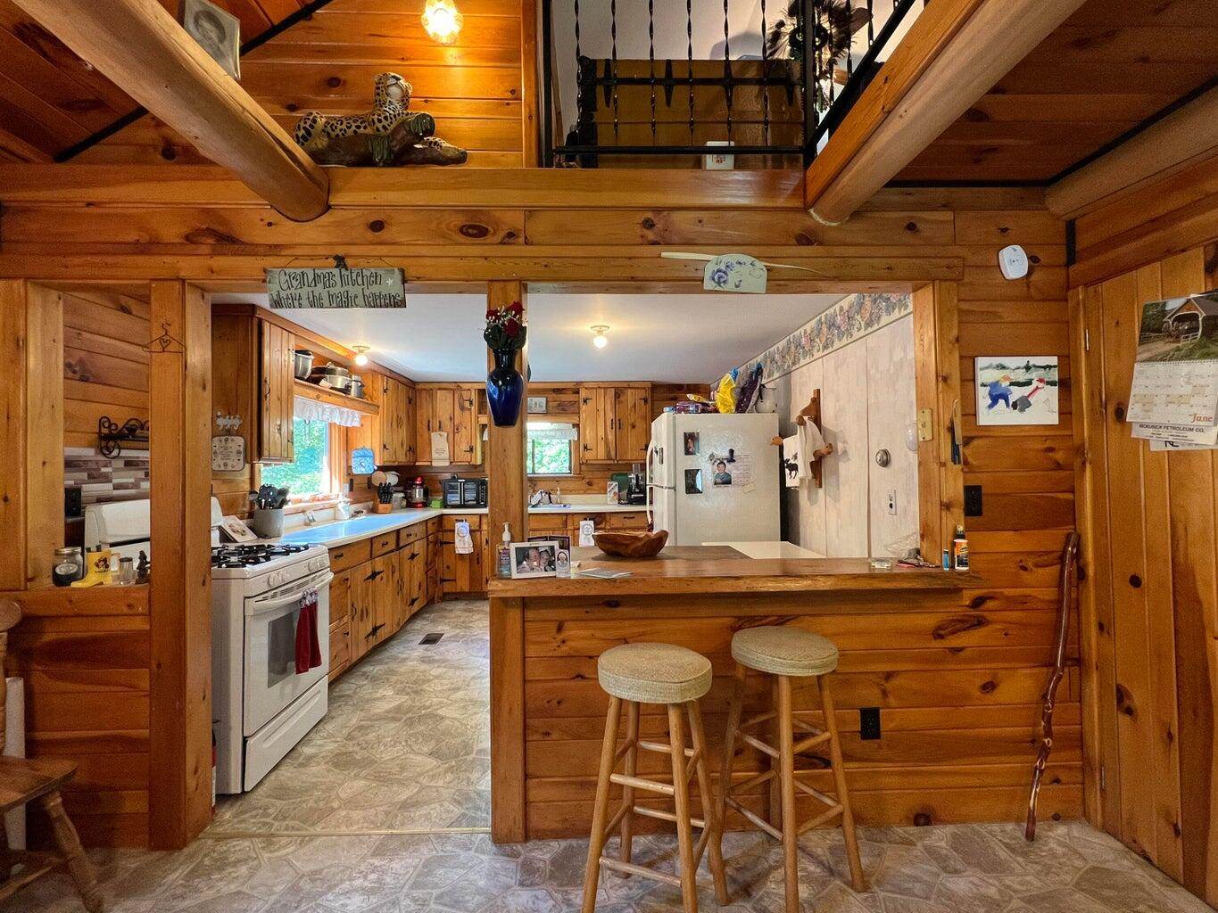 7 Peterson Road, Bowerbank, ME 04426