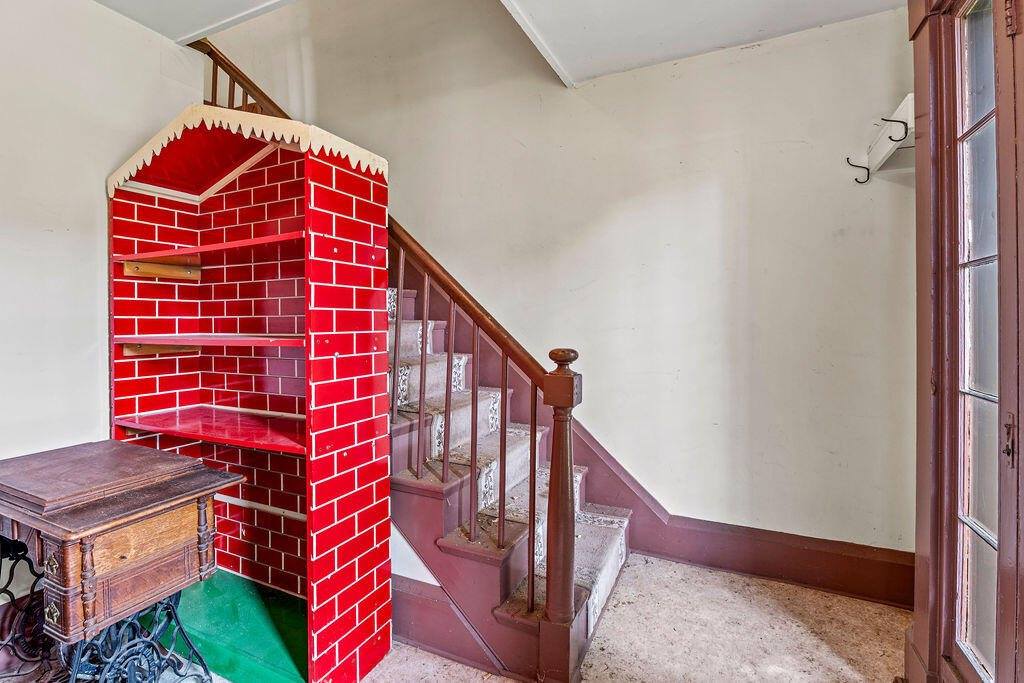 26 Lincoln Street, Dover-Foxcroft, ME 04426