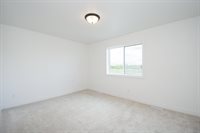 6758 68th Street South, Horace, ND 58047