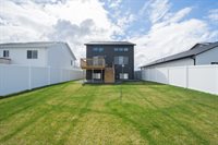 6758 68th Street South, Horace, ND 58047