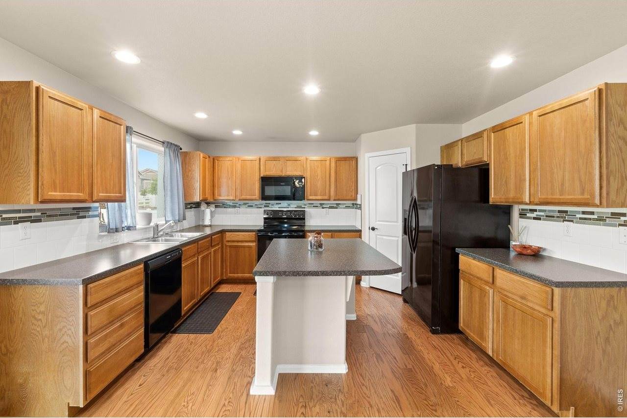 4476 Mountain Sky St, Johnstown, CO 80534