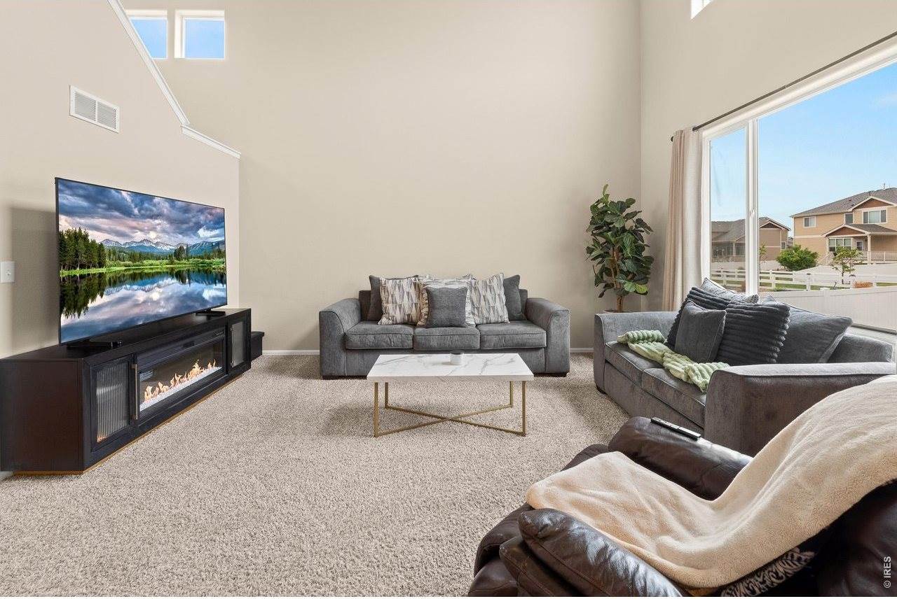 4476 Mountain Sky St, Johnstown, CO 80534
