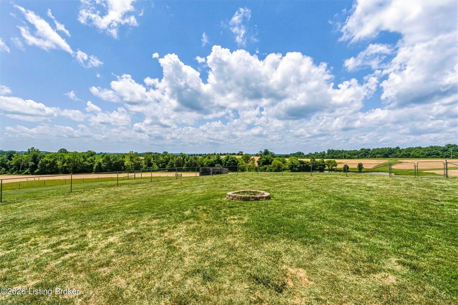 2366 East Highway 86, Irvington, KY 40146