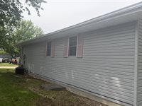 530 S 5th St, Akron, IA 51001