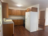 530 S 5th St, Akron, IA 51001