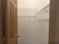 530 S 5th St, Akron, IA 51001
