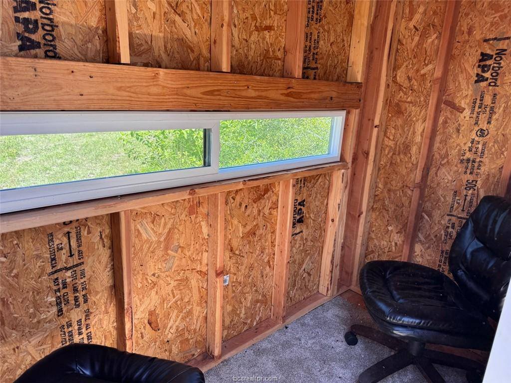 3454 Co Rd 426, Marquez, TX 77865