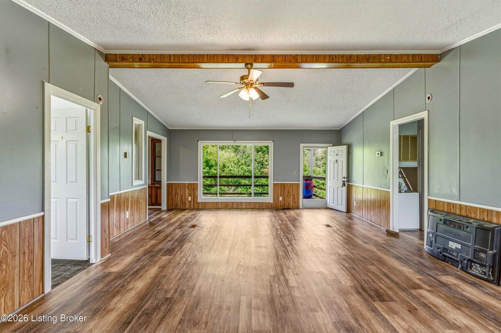 2422 East Highway 86, Irvington, KY 40146