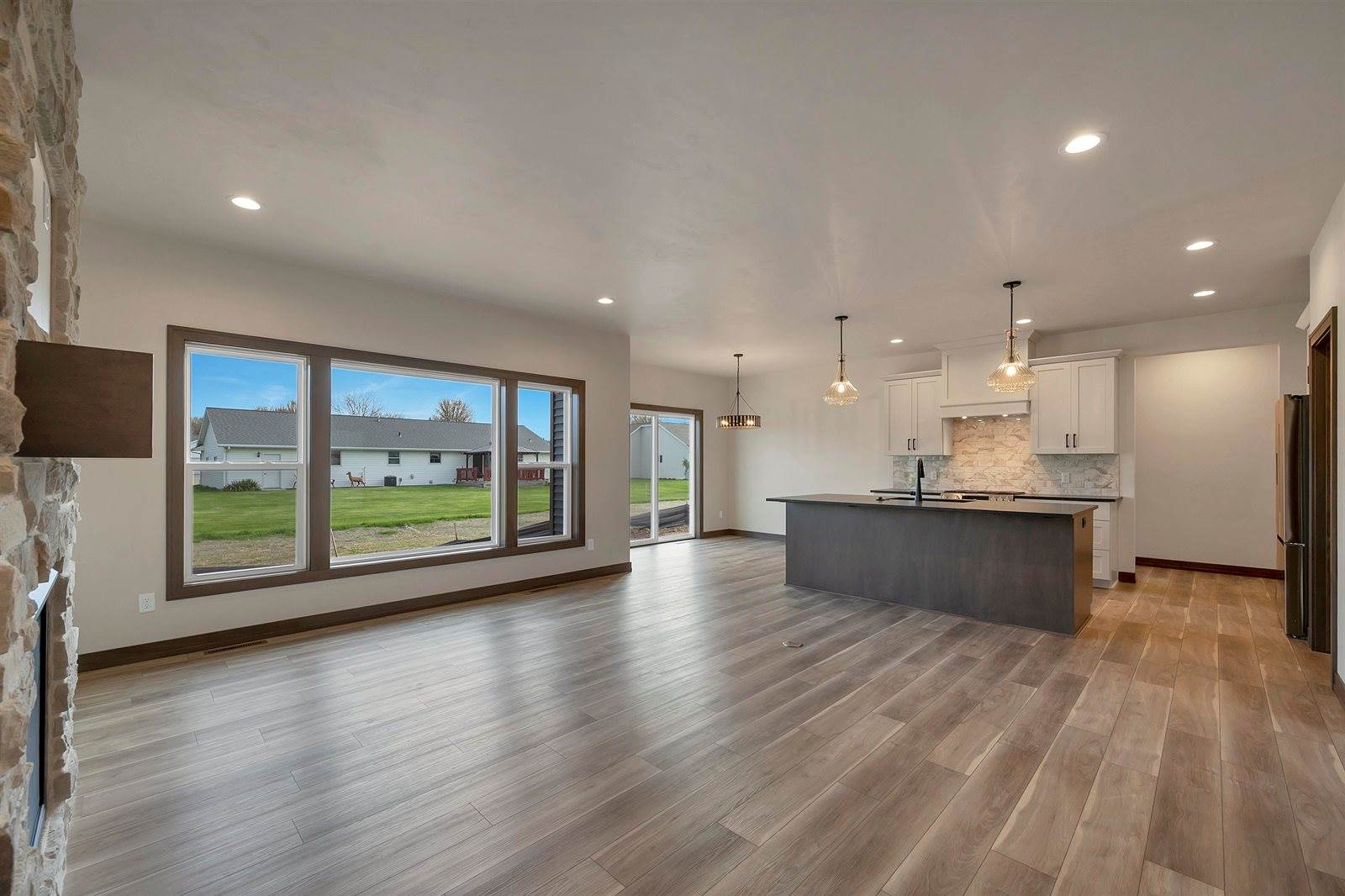 2871 Stelor Drive, Green Bay, WI 54311