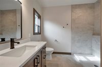 2871 Stelor Drive, Green Bay, WI 54311