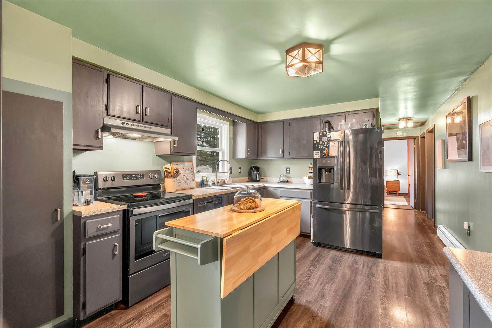 6 Coolidge Avenue, Hampden, ME 04444