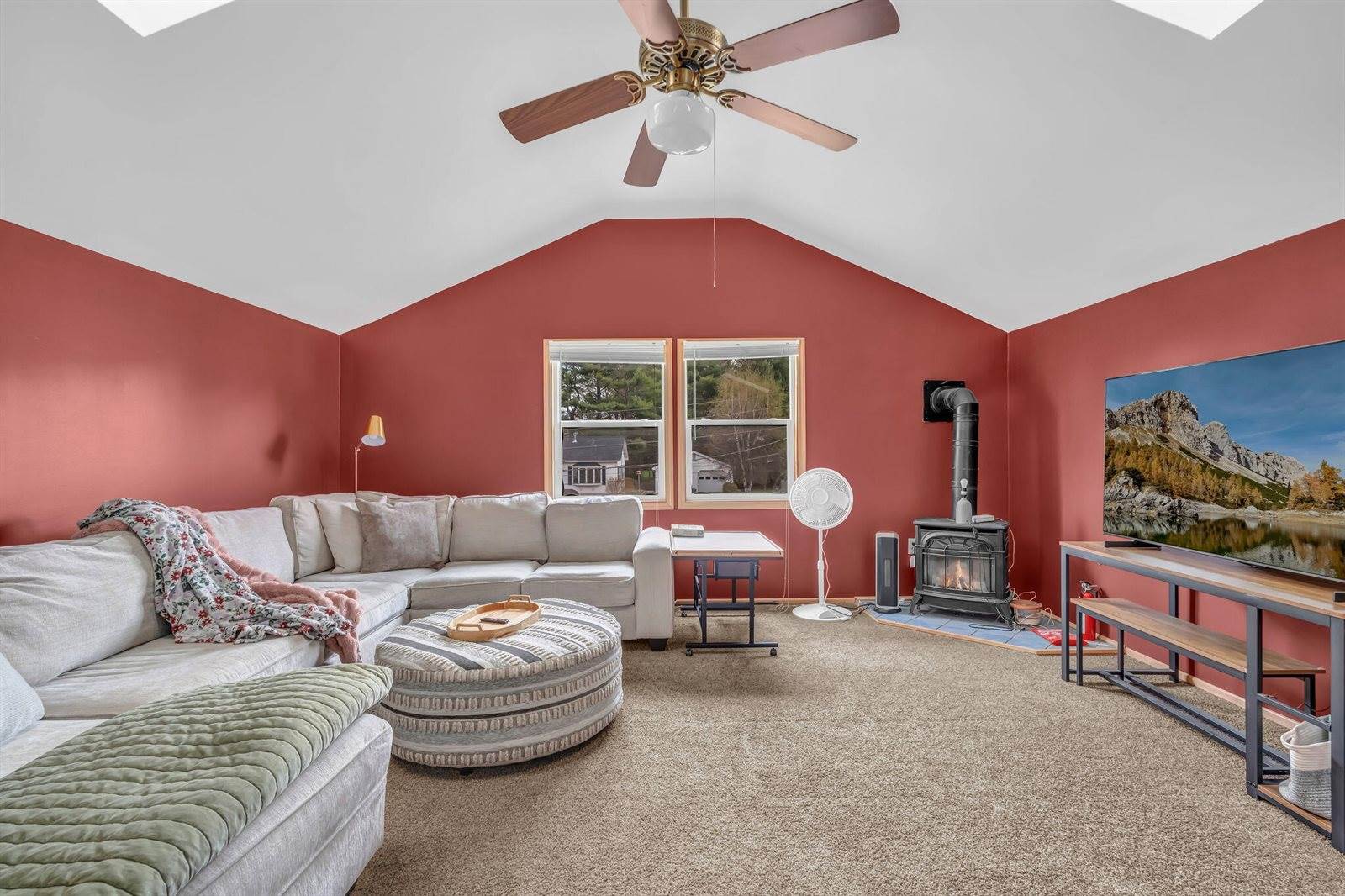 6 Coolidge Avenue, Hampden, ME 04444