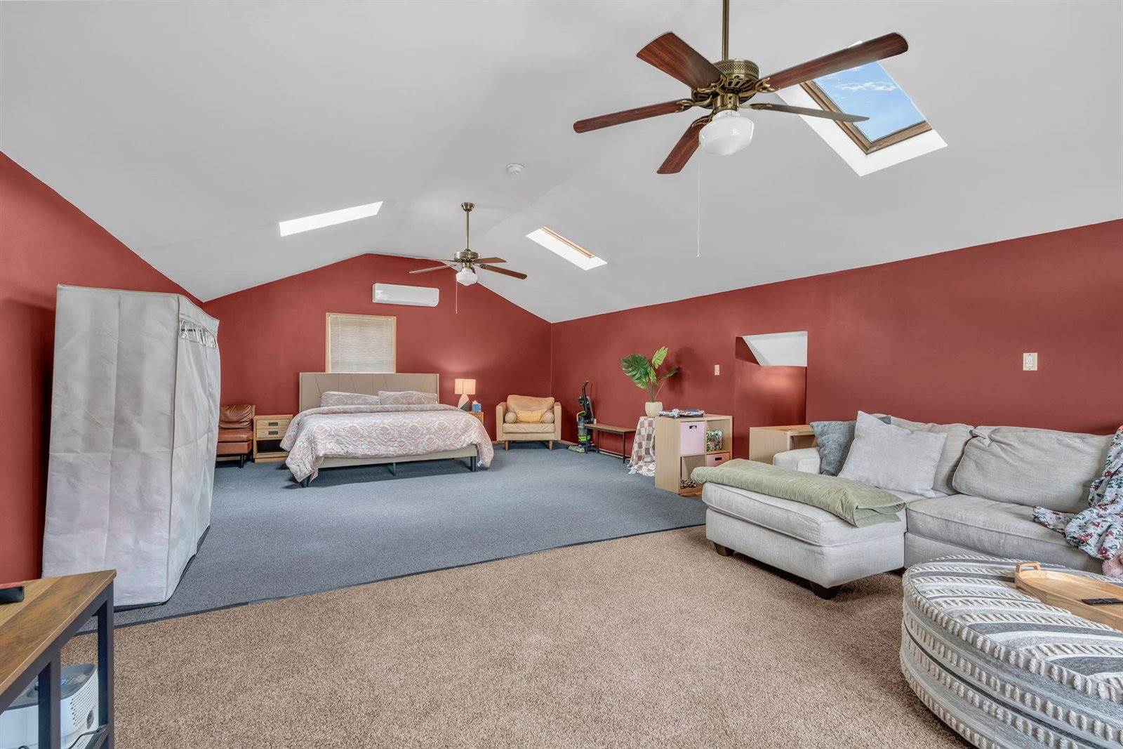 6 Coolidge Avenue, Hampden, ME 04444