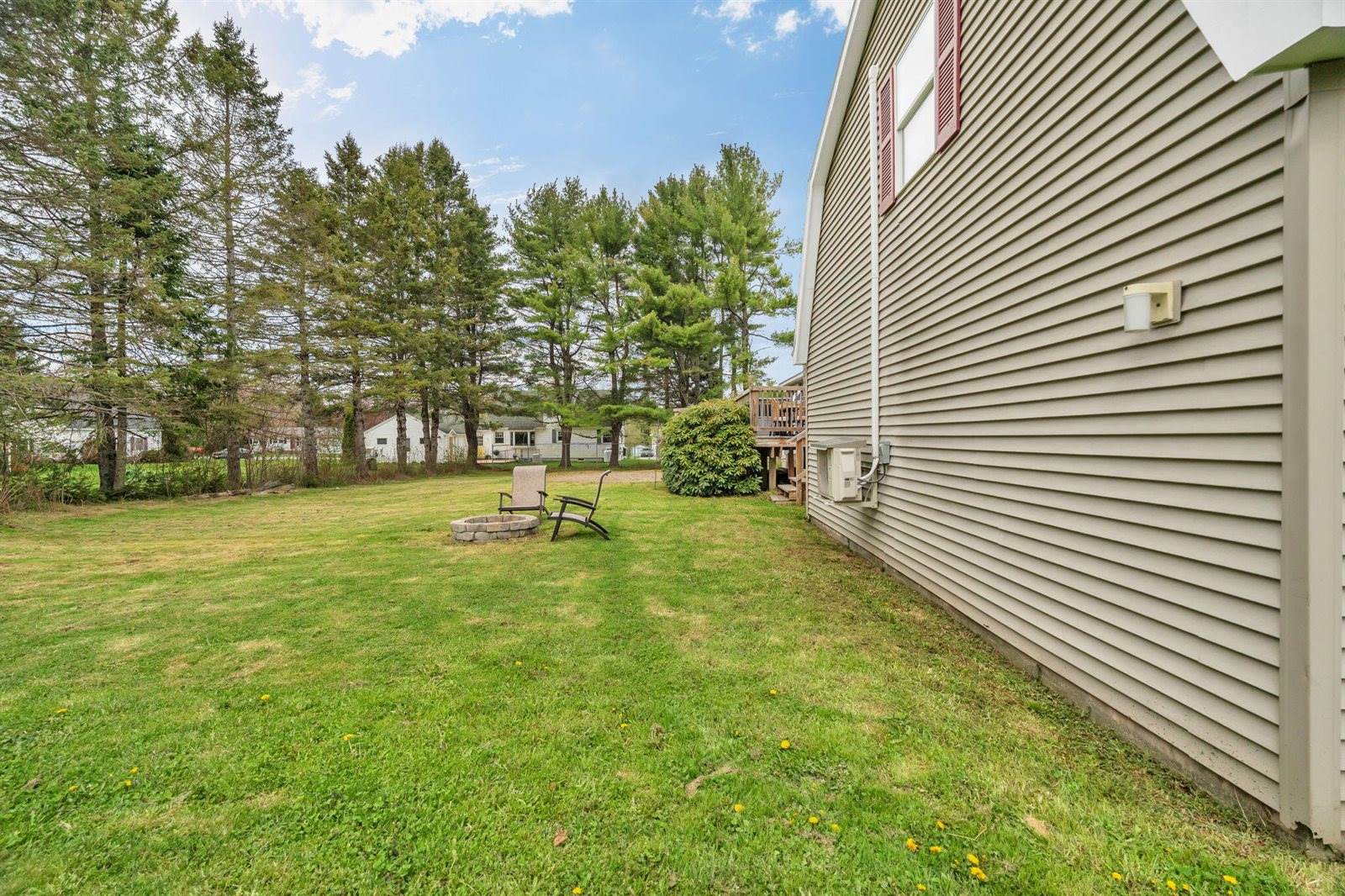 6 Coolidge Avenue, Hampden, ME 04444