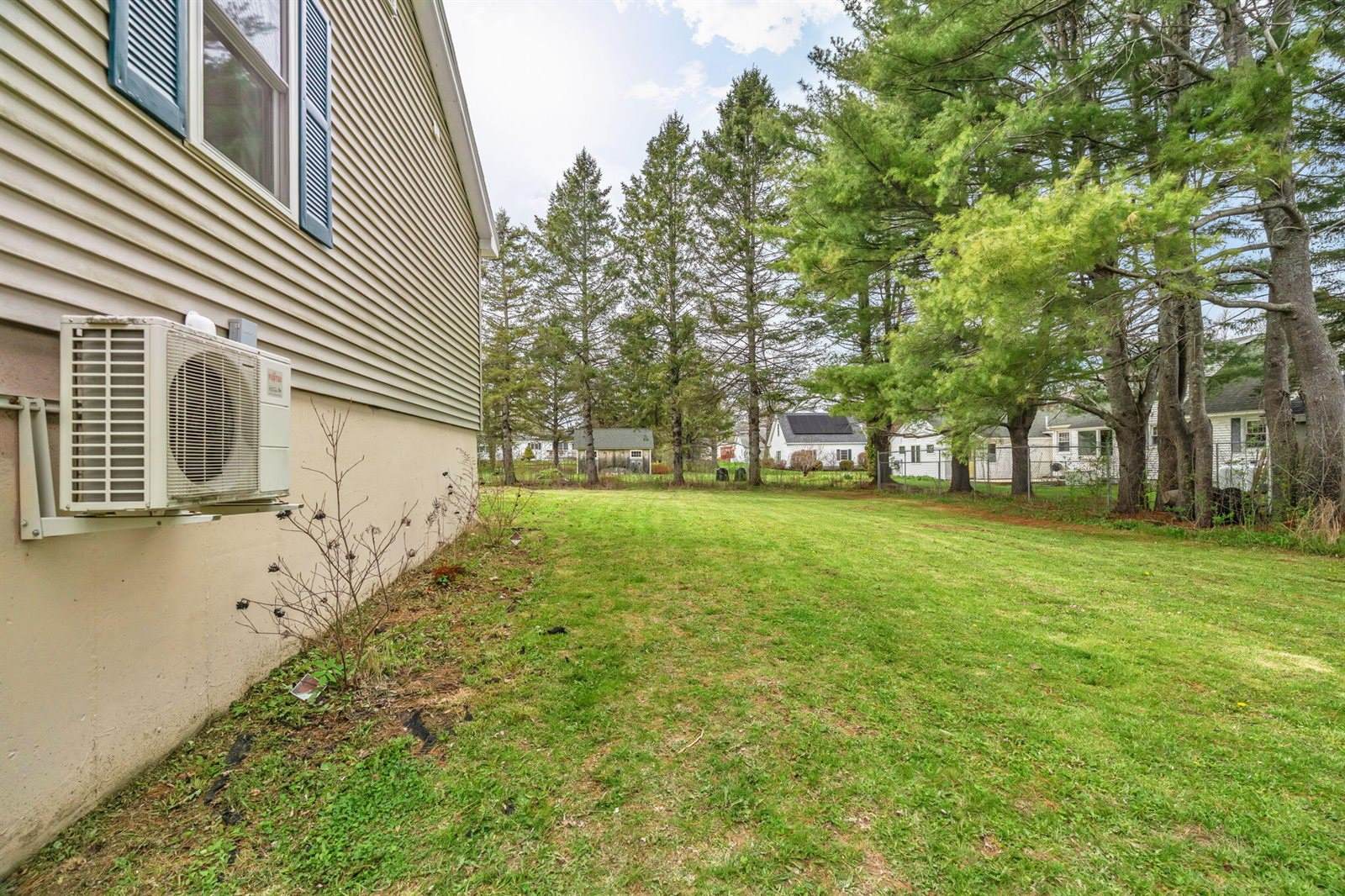 6 Coolidge Avenue, Hampden, ME 04444