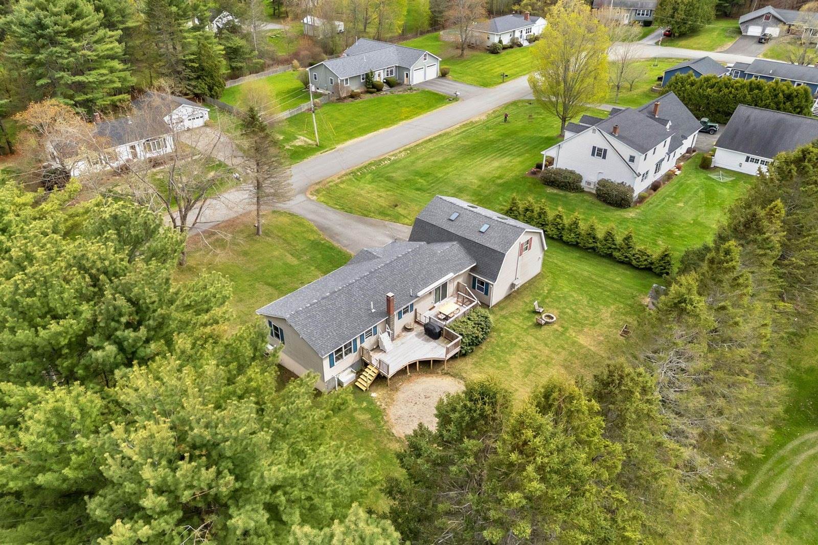 6 Coolidge Avenue, Hampden, ME 04444