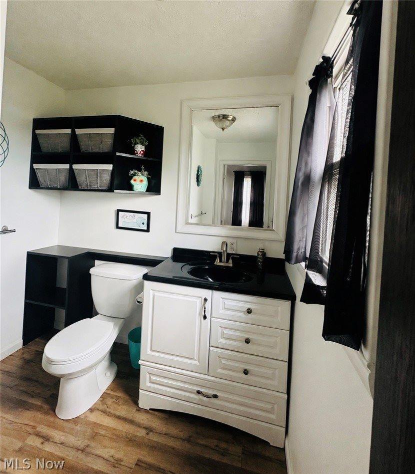 5966 Fairdale Drive, Cambridge, OH 43725