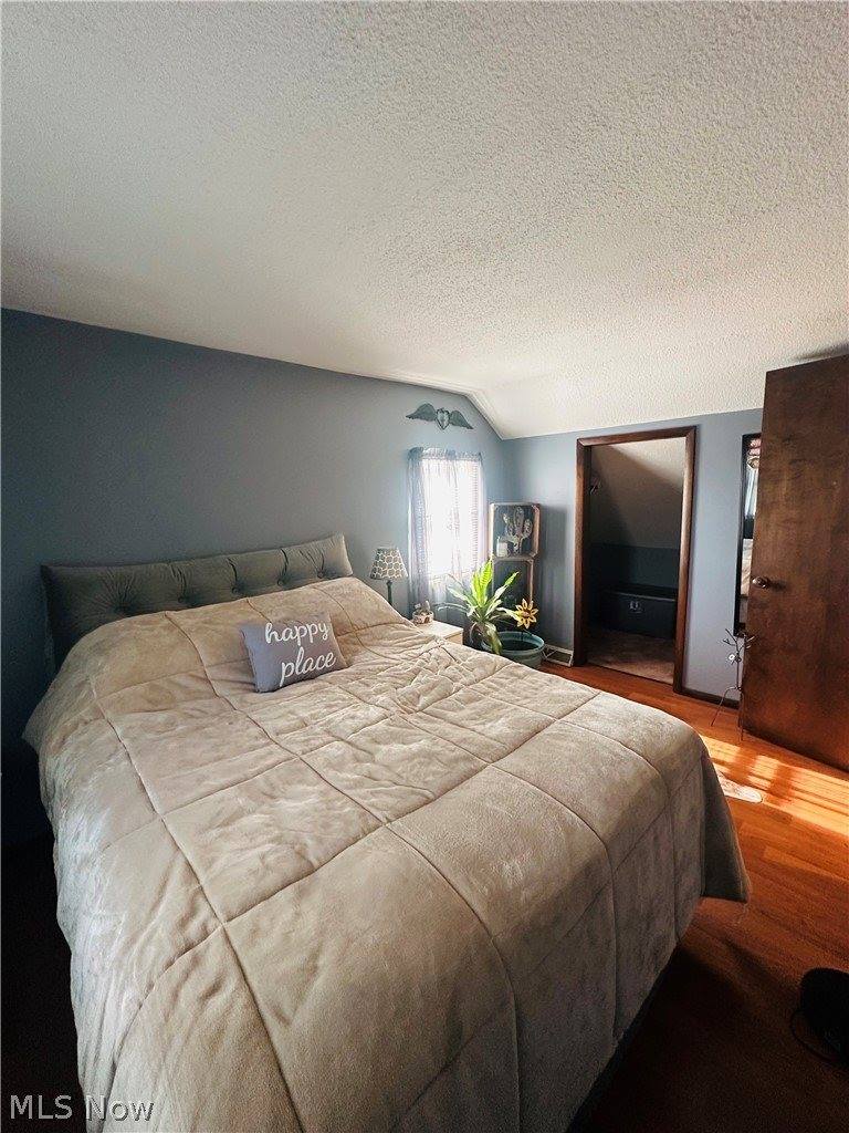 5966 Fairdale Drive, Cambridge, OH 43725