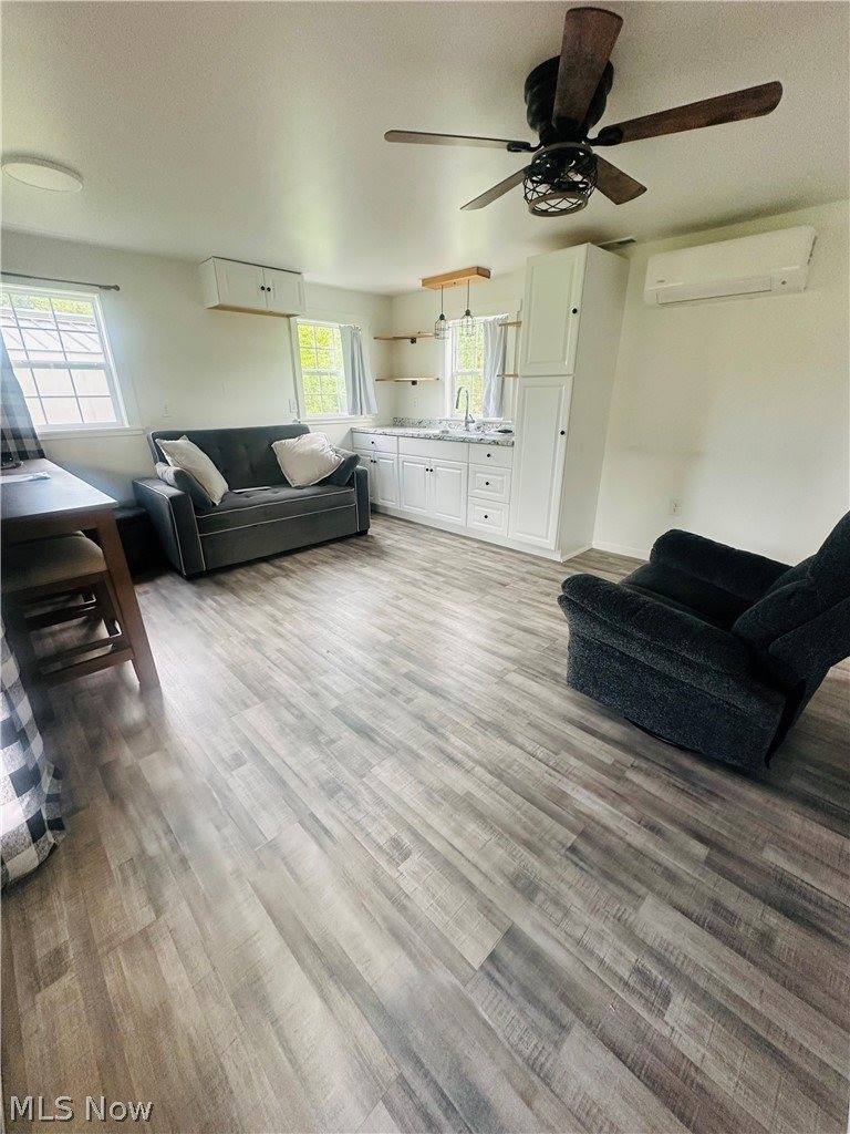5966 Fairdale Drive, Cambridge, OH 43725