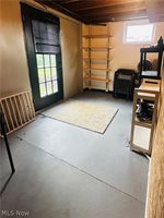 5966 Fairdale Drive, Cambridge, OH 43725