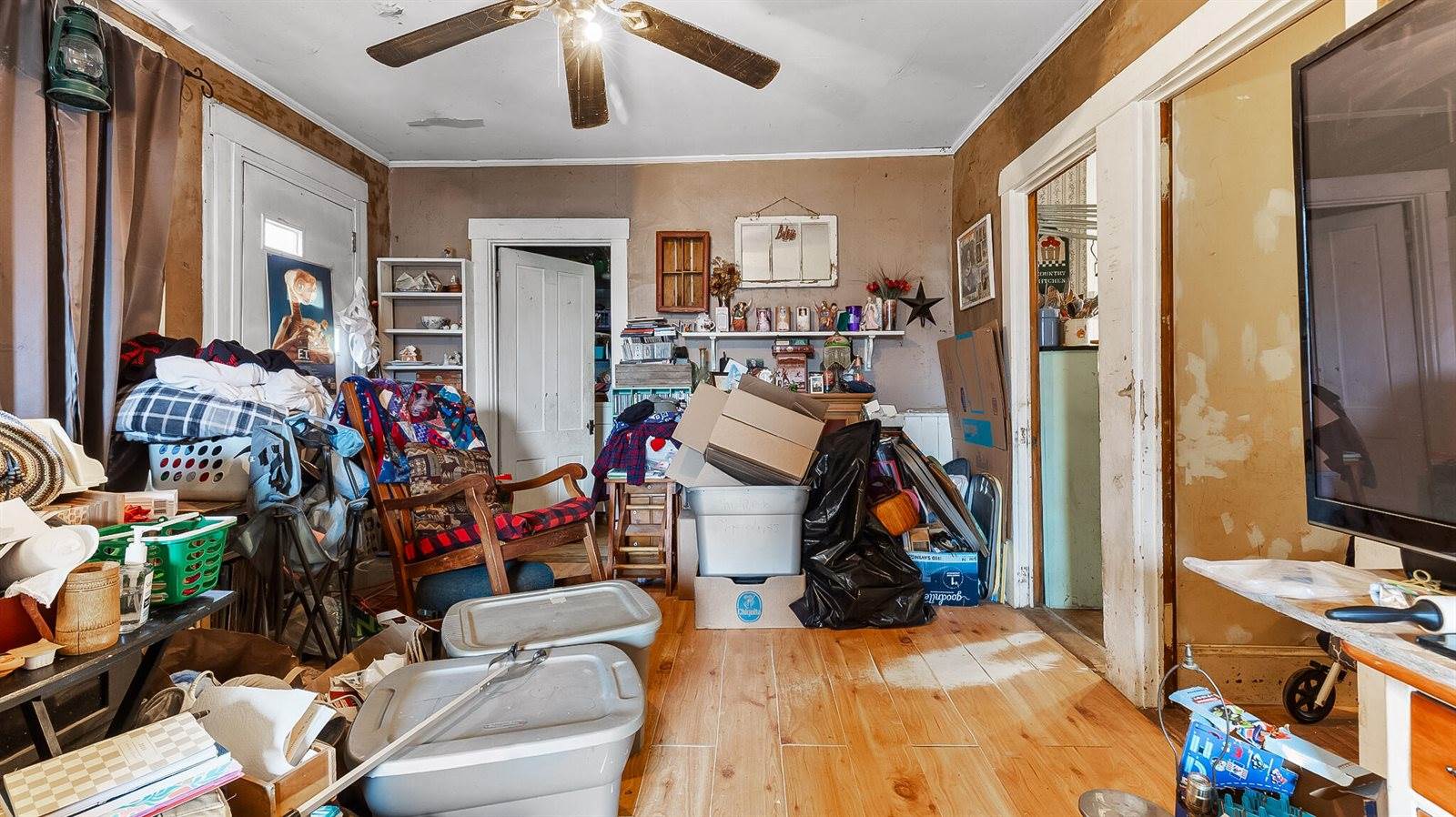 1156 Main Street, Corinth, ME 04427