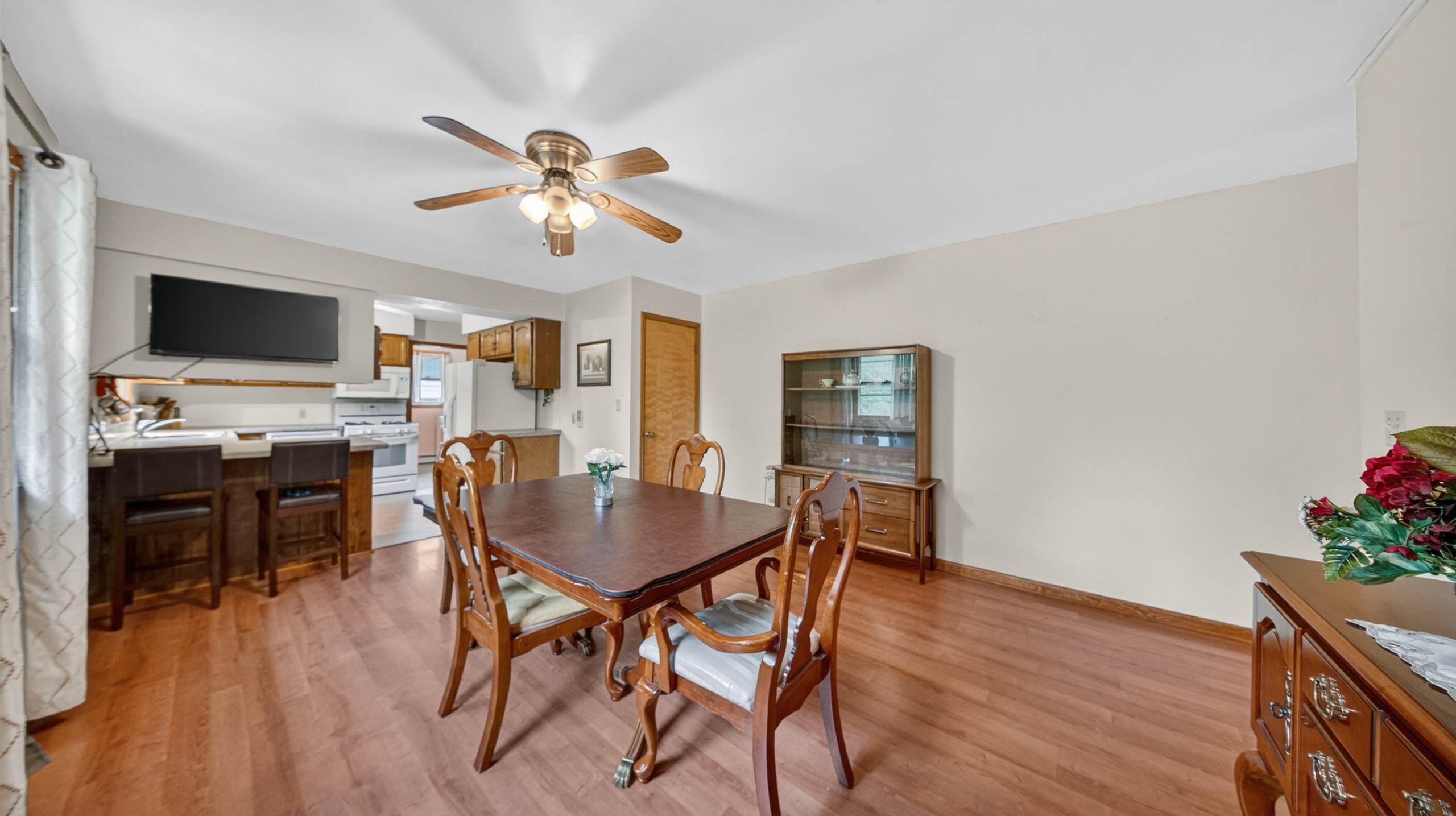 472 Fairoaks Blvd, Mansfield, OH 44907