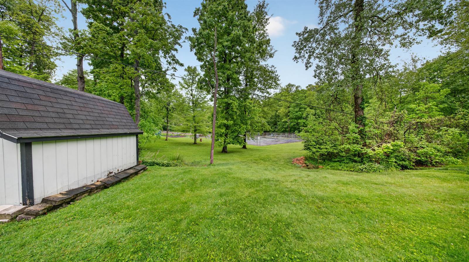 472 Fairoaks Blvd, Mansfield, OH 44907