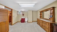 472 Fairoaks Blvd, Mansfield, OH 44907